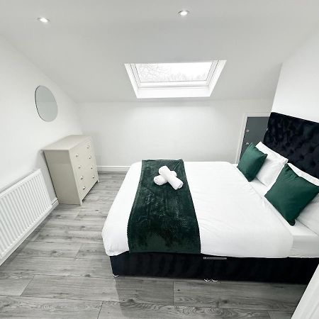 Contractors Dream, 4 Bedroom 2 Bathroom Liverpool Ngoại thất bức ảnh