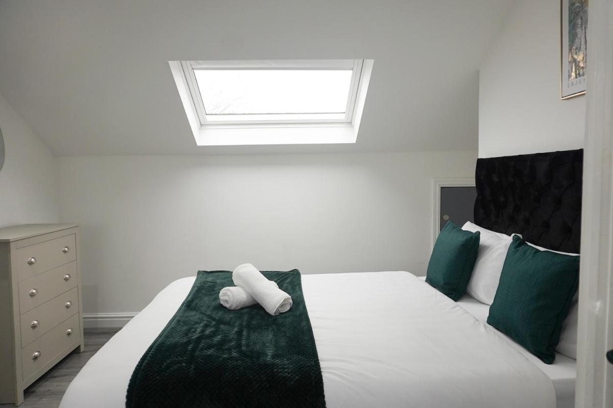Contractors Dream, 4 Bedroom 2 Bathroom Liverpool Ngoại thất bức ảnh