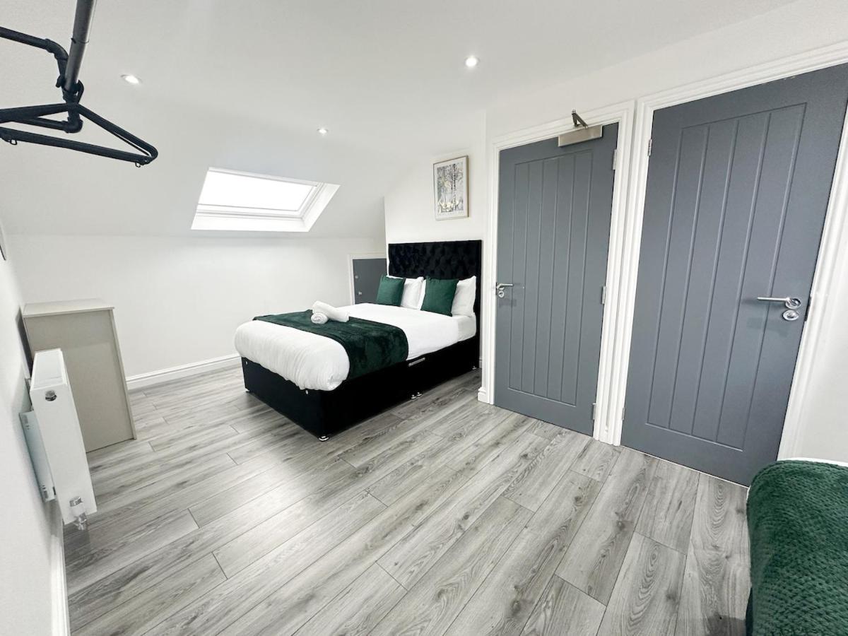 Contractors Dream, 4 Bedroom 2 Bathroom Liverpool Ngoại thất bức ảnh